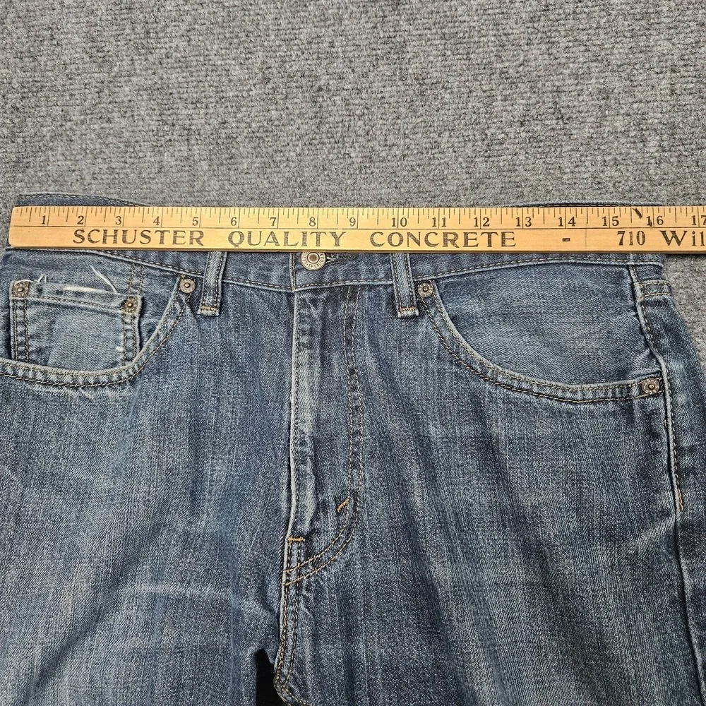 Levis 505 Regular Fit Jeans Mens 32x32 Blue Denim Straight Leg Casual Workwear